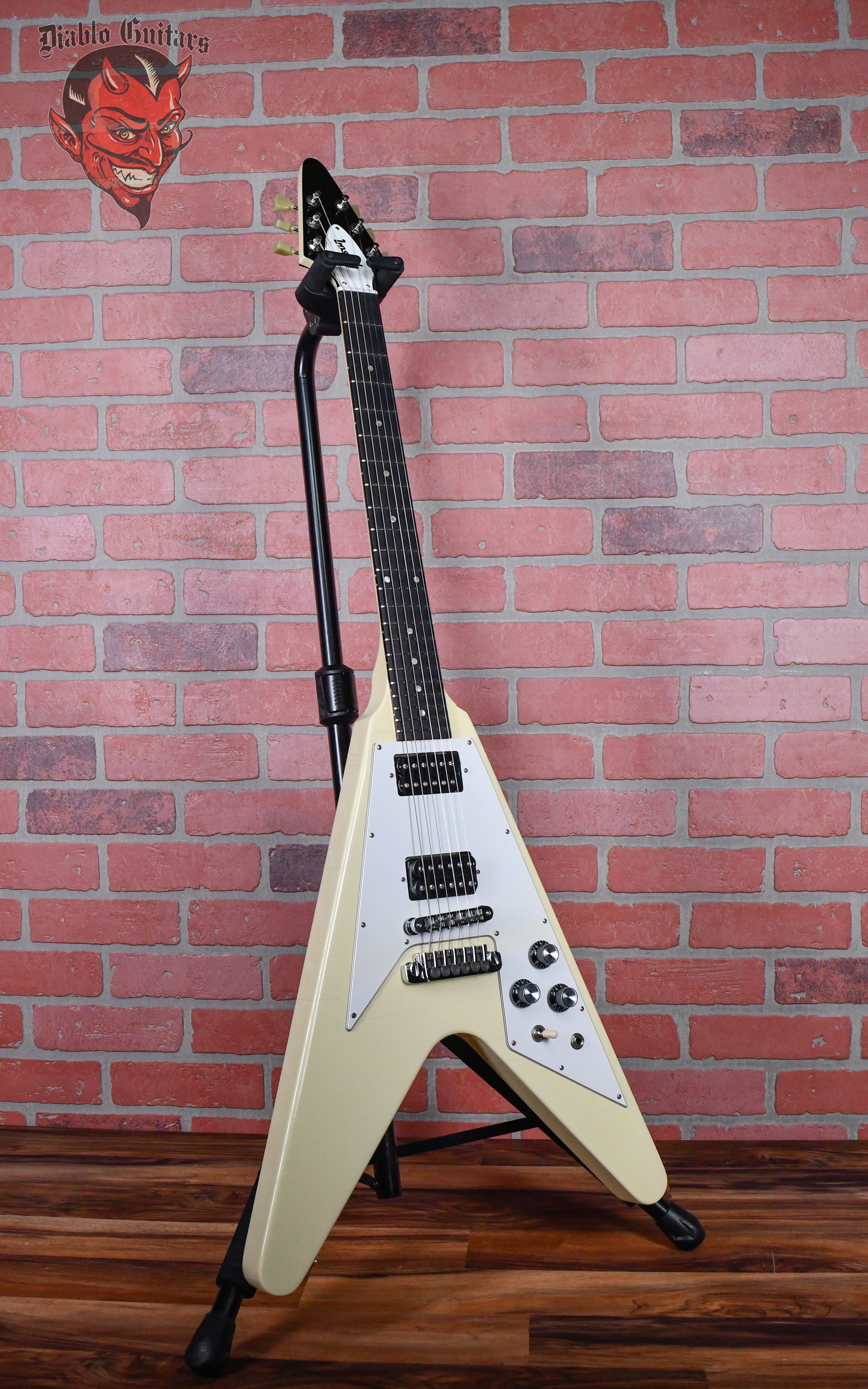 Gibson Flying V Classic White 2010 w/OHSC