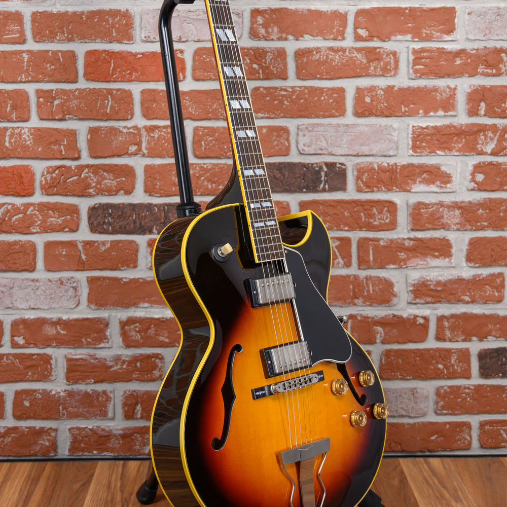 
                      
                        Gibson Steve Howe ES-175 '64 Vintage Sunburst 2005 w/OHSC
                      
                    