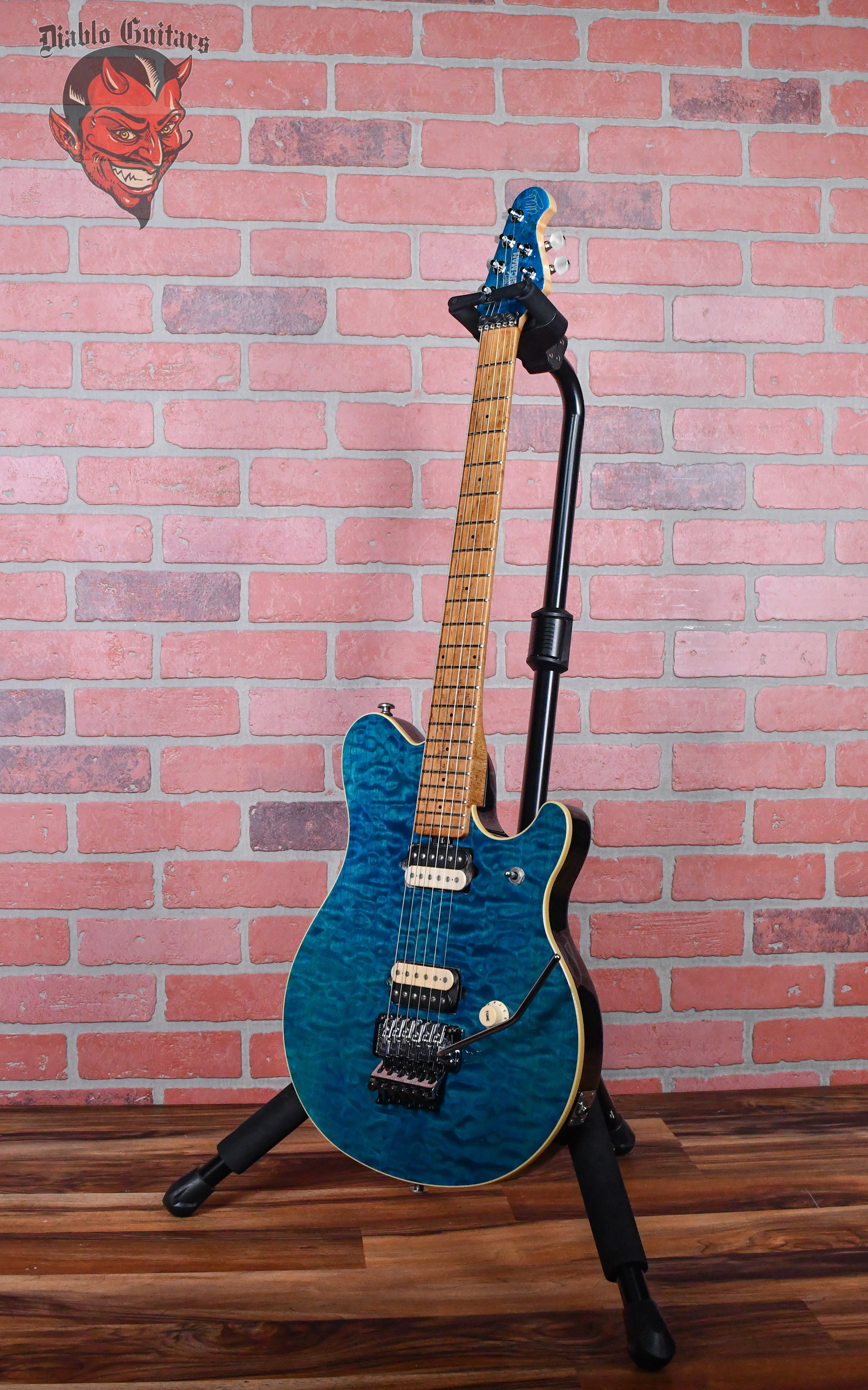 Ernie Ball Music Man Edward Van Halen EBMM EVH Signature Quilted Maple Top Translucent Blue 1993 w/OHSC