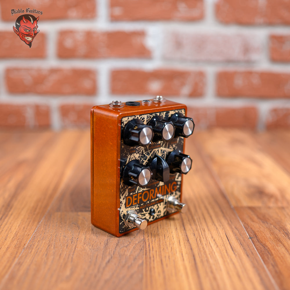 
                      
                        Holy Island Audio Deforming Delay - Black / Cream / Copper
                      
                    