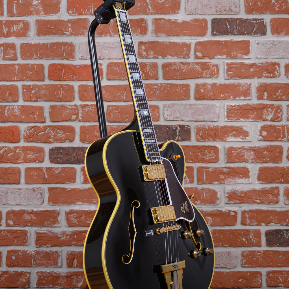
                      
                        Gibson Centennial Series 100th Anniversary L5 Ebony 1994 w/OHSC
                      
                    