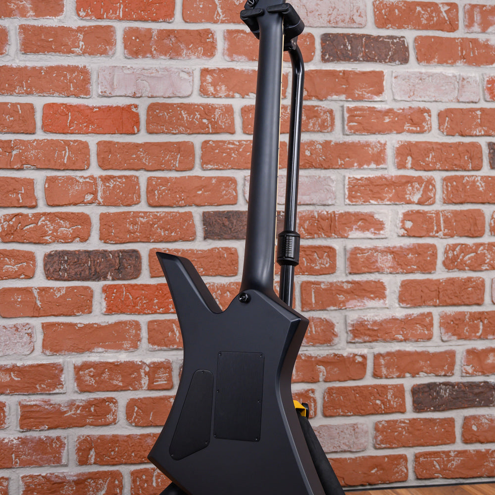 
                      
                        Jackson USA Custom Shop Kelly  KE2 Flame Maple Top Matte Satin Trans Black Burst W/Matching Reverse Headstock 2024 w/OHSC (B-Stock)
                      
                    