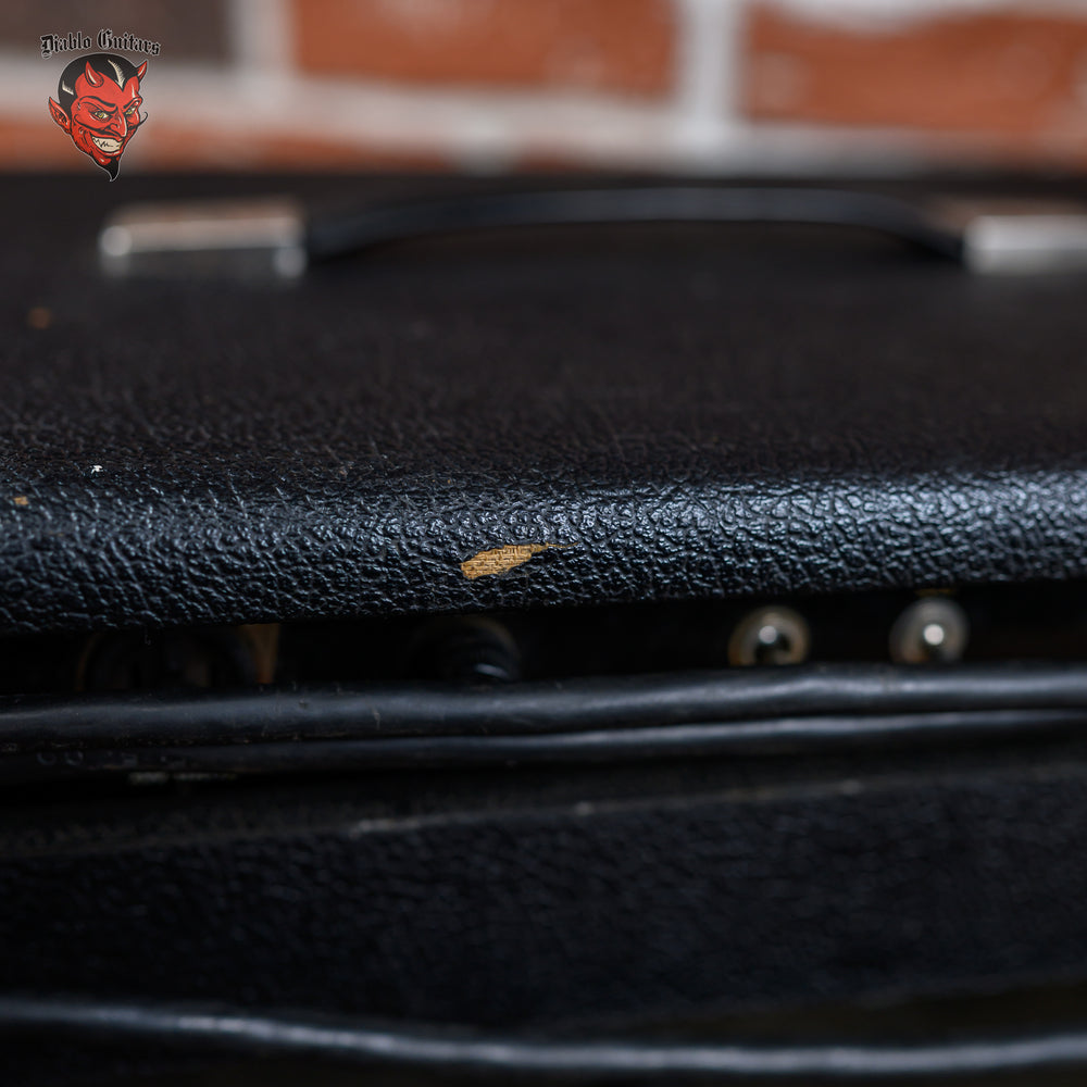 
                      
                        Traynor YBA-1A Bass Master Mark II 90-Watt Guitar / Bass Head Late 1970s Black with Silver Grill
                      
                    