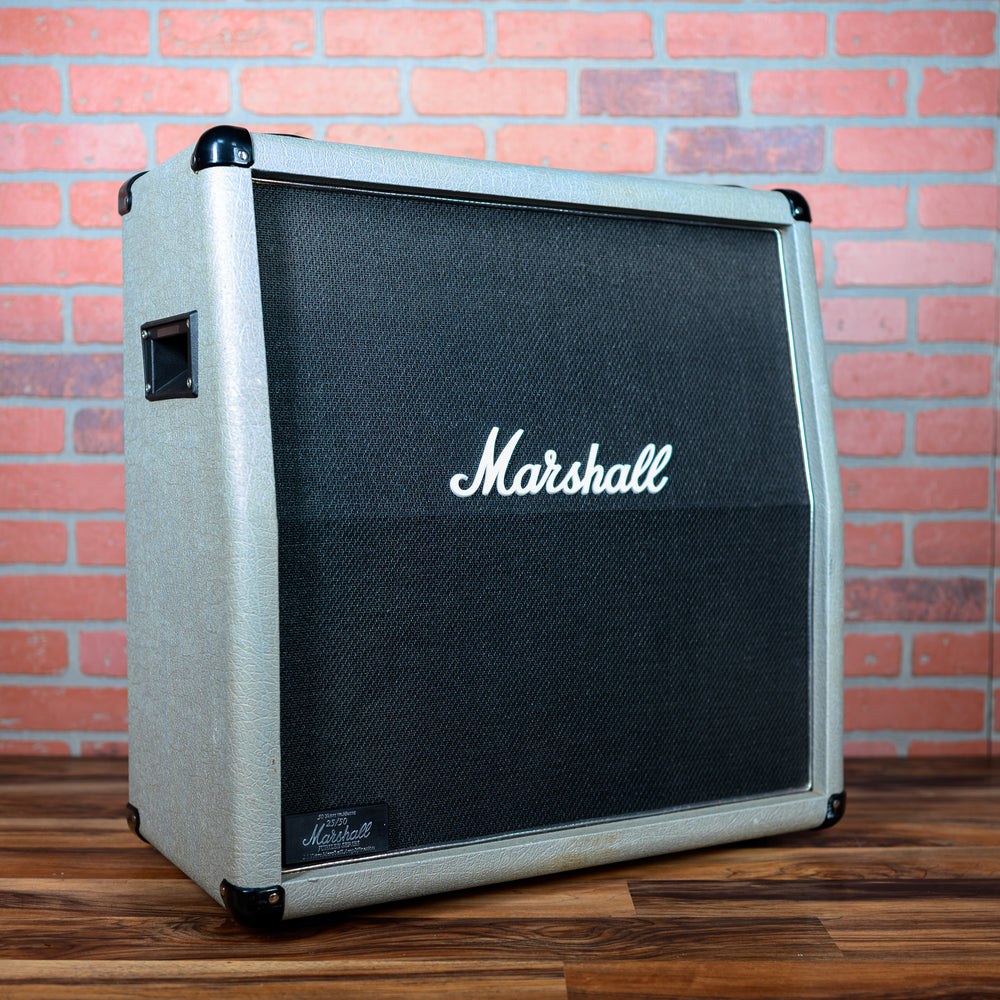 
                      
                        Marshall JCM25/50 2553 Silver Jubilee Head 1987 w/ 2556A 2x12 Slant Cab
                      
                    