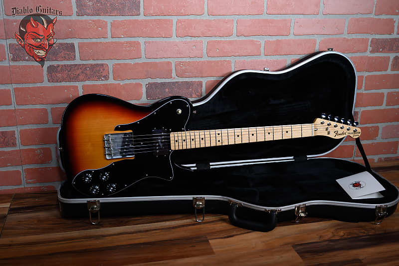 Fender Classic Series '72 Telecaster Custom with Maple Fretboard 3-Color Sunburst 2018 w/Hardshell Case