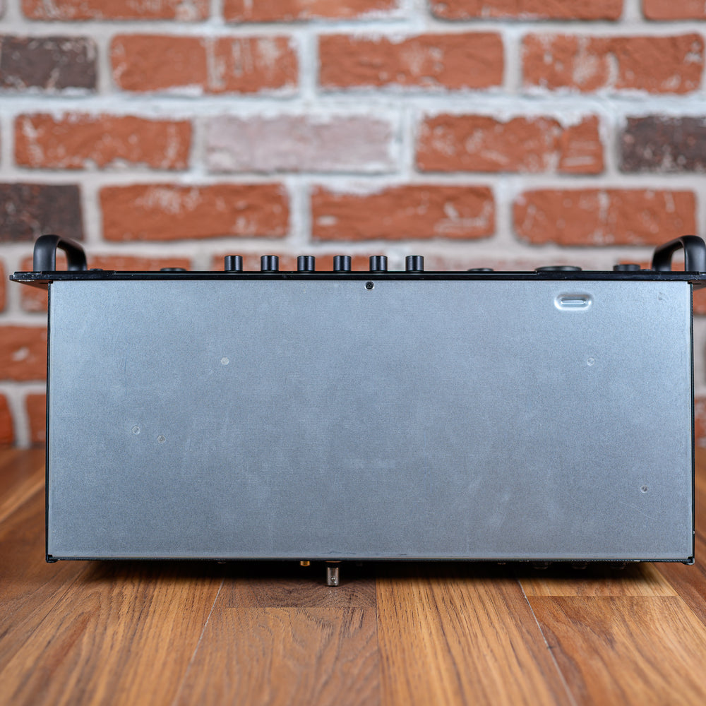 
                      
                        Line 6 Helix Rackmount Processor 2021 Black
                      
                    