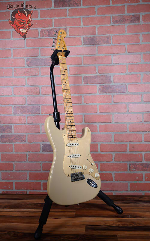 Fender Custom Shop Custom 10/56 Cunetto Relic Stratocaster Desert Sand John Cruz Master Built 1998 #2 of 20 w/OHSC