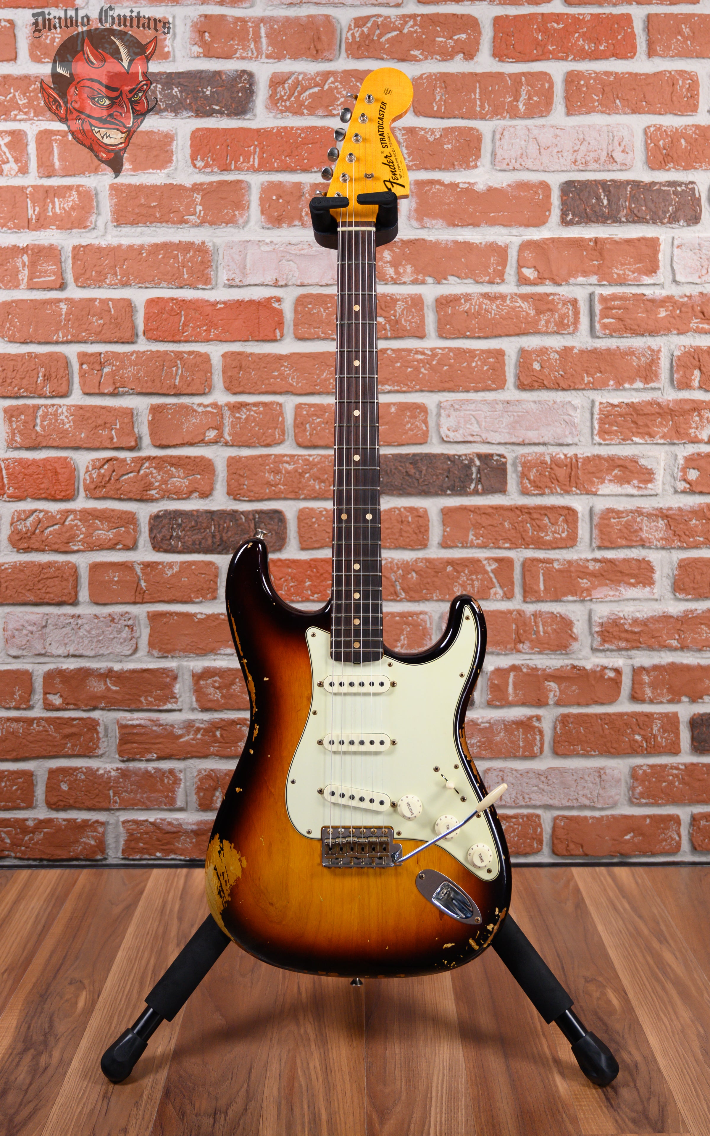 Fender '68 Reissue Stratocaster 3-Tone Sunburst Relic 2021 w Fender '68 Reissue Stratocaster 3-Tone Sunburst Relic 2021 w