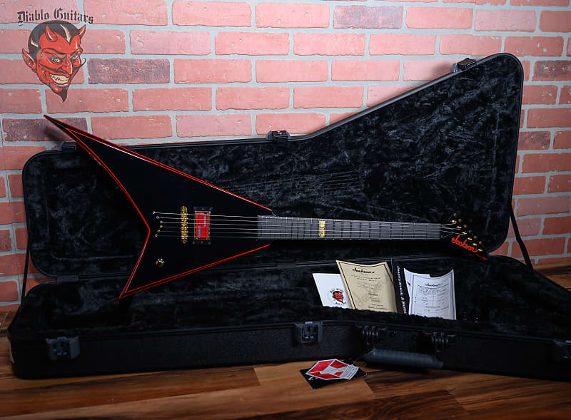 
                      
                        Jackson USA Custom Shop RR1 Bomber Master Built by Pasquale Campolattano Black with Red Pinstripes 2021 w/OHSC
                      
                    