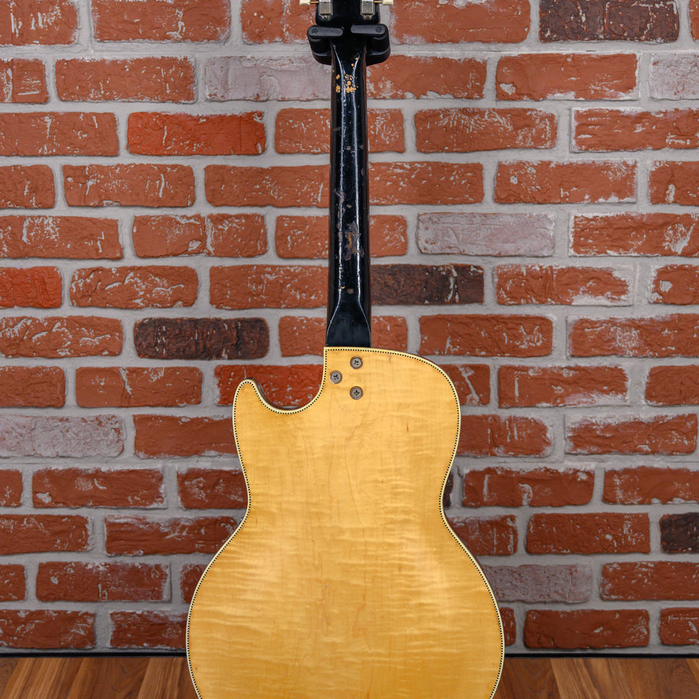 
                      
                        Silvertone Model 57 1445L Blonde Early 1960's w/OHSC
                      
                    