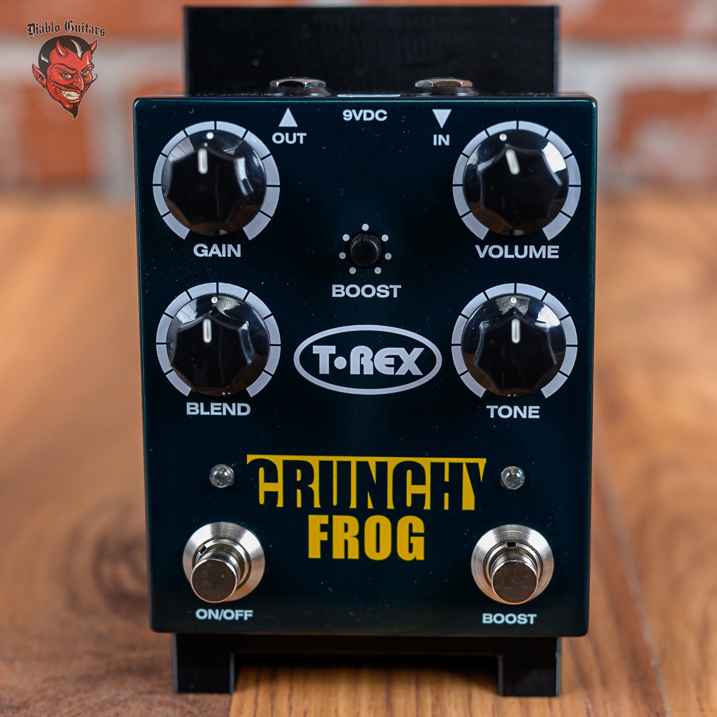 diablo guitar pedal T-Rex Crunchy Frog Overdrive Green – Diablo Guitars