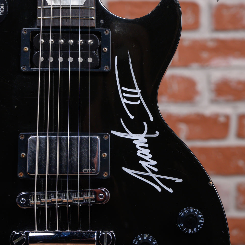 
                      
                        Gibson Les Paul Studio Ebony (Owned/Signed by Frank Novinec of Hatebreed) 2010 w/Hard Shell Case
                      
                    