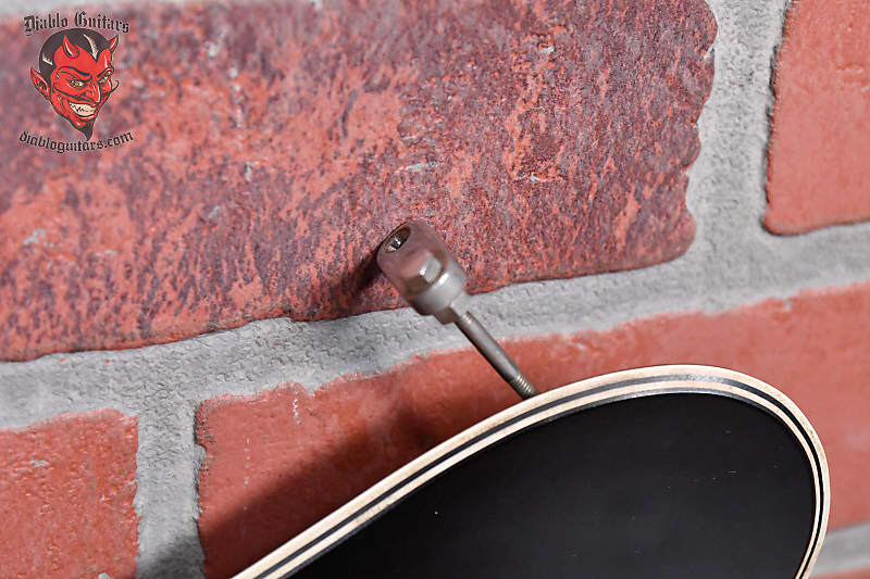 
                      
                        Gibson 1961 Original Complete Archtop Hollowbody Pickguard with Mounts From Barney Kessel 1950's 1960's
                      
                    