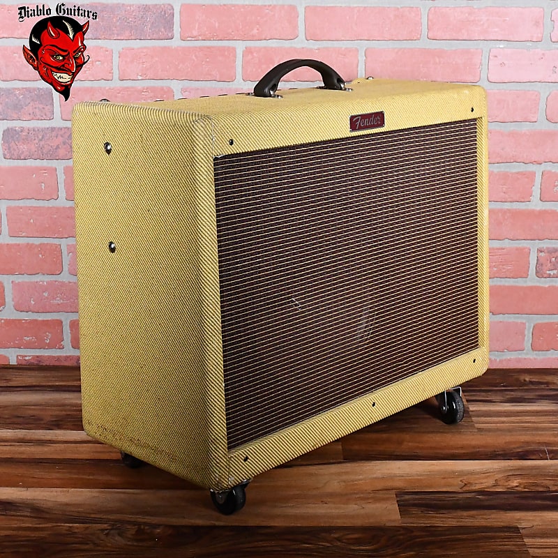 
                      
                        Fender Blues Deluxe 1x12" 40watt Tube Tweed Combo
                      
                    