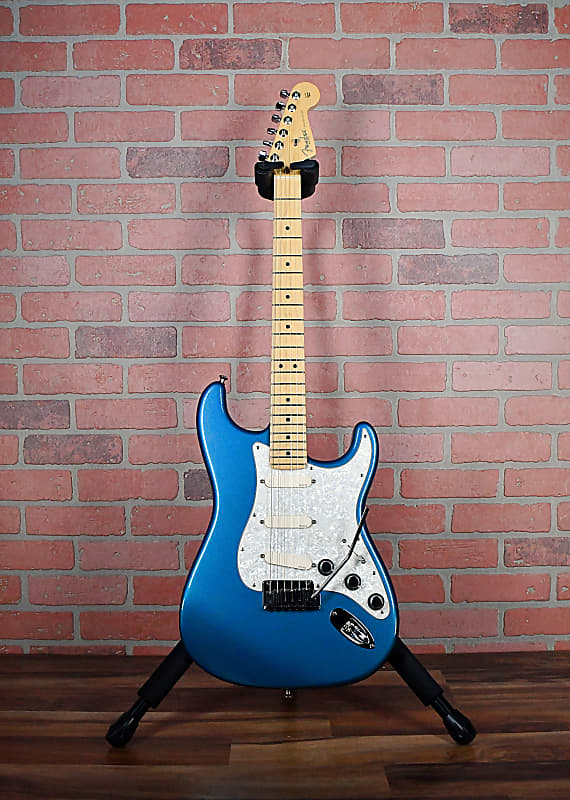 Fender American Standard Stratocaster Maple Fretboard Aqua Marine Metallic 2000 w/Hardshell/ EMGs