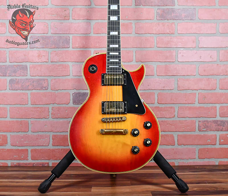 
                      
                        Gibson Les Paul Custom Cherry Sunburst 1970 w/OHSC (Refret)
                      
                    