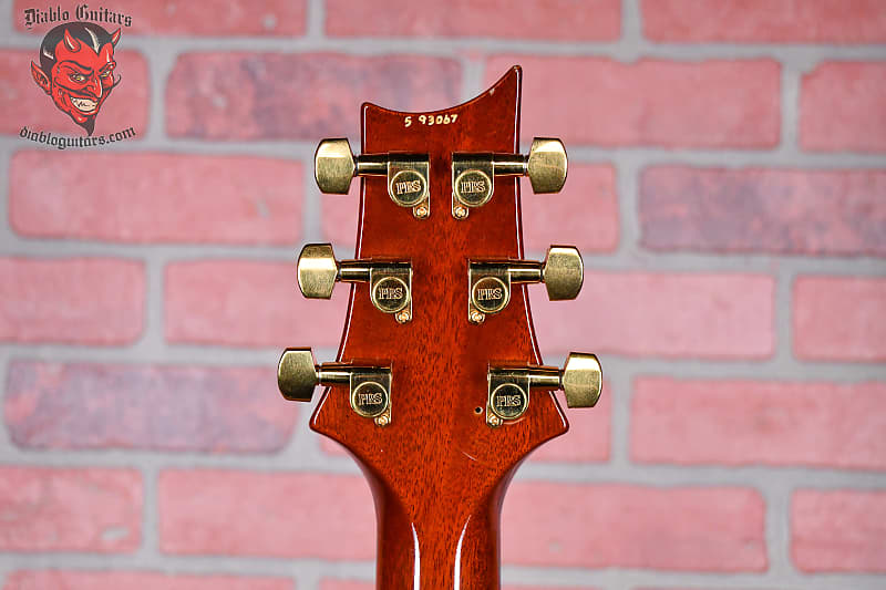 
                      
                        PRS 20th Anniversary Custom 22 Flame Maple Top Violin Amber Sunburst 2005 w/ OHSC
                      
                    