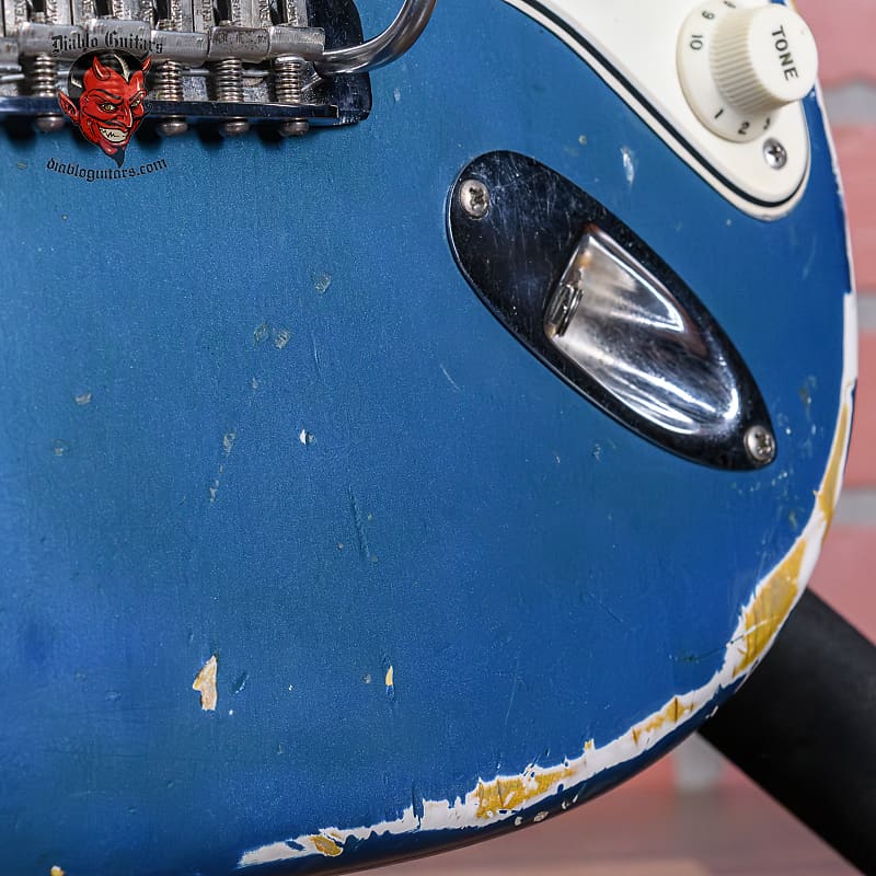 Fender Stratocaster Custom Color Lake Placid Blue 1965 OHSC