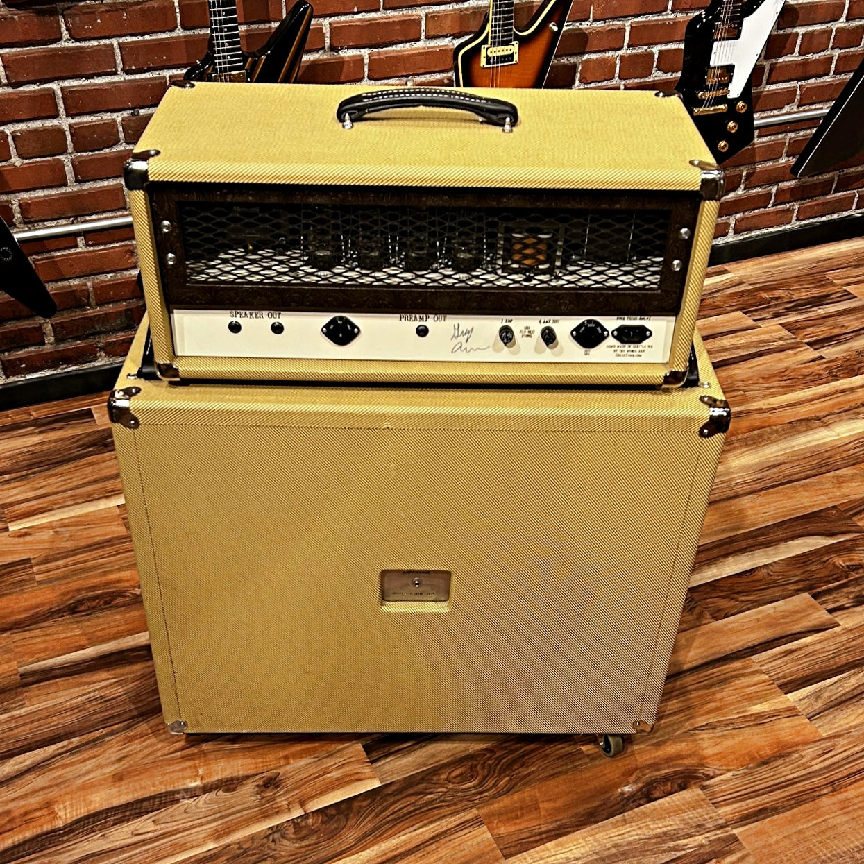 Greedtone JHI-100 100 watt Tube Amp and Matching 2 x 12" Cab