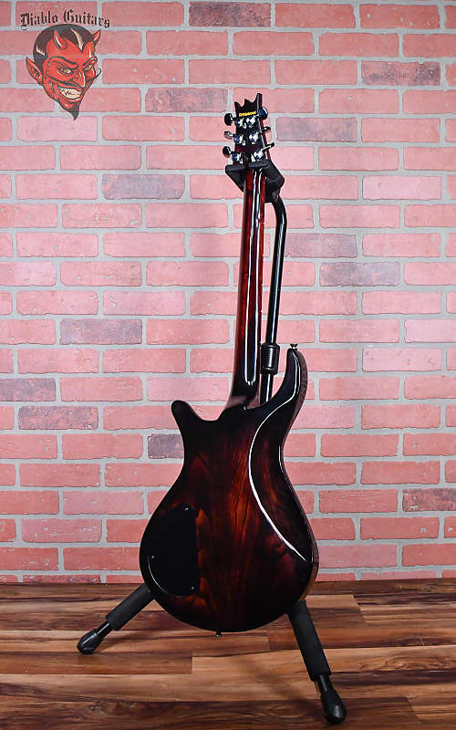 
                      
                        Driskill USA Custom Diablo HSS Violin Sunburst 1998 w/OHSC
                      
                    