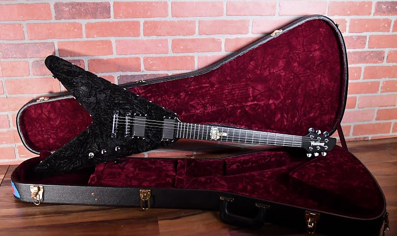 Washburn USA Custom Shop Velvet V 2007 Black Velvet with Studs / Matte Black w/OHSC Black Label Society (Video)