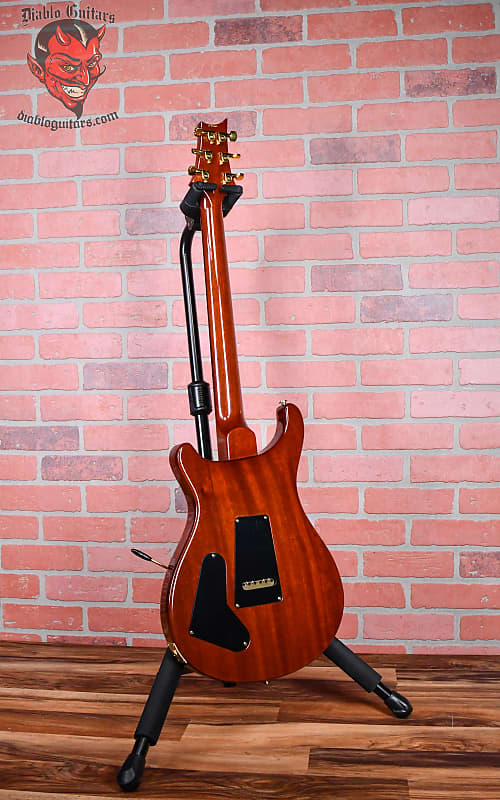 
                      
                        PRS 20th Anniversary Custom 22 Flame Maple Top Violin Amber Sunburst 2005 w/ OHSC
                      
                    