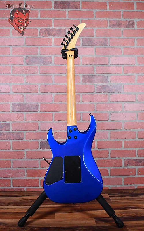 Barrington BRG-883 Deep Blue Metallic 1988 w/Hardshell Case