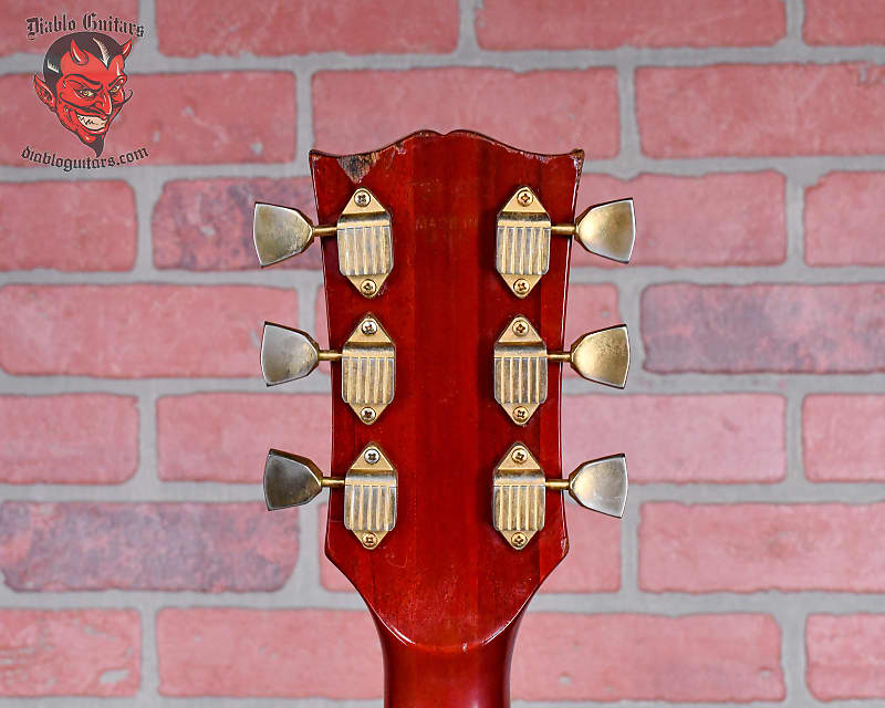 
                      
                        Gibson Les Paul Custom Cherry Sunburst 1970 w/OHSC (Refret)
                      
                    