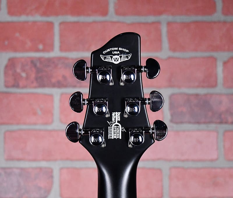 
                      
                        Washburn USA Custom Shop Velvet V 2007 Black Velvet with Studs / Matte Black w/OHSC Black Label Society (Video)
                      
                    