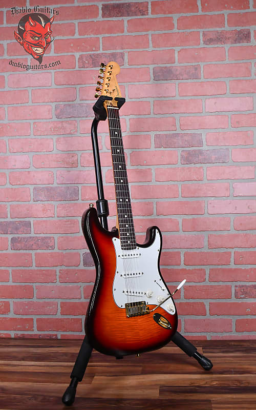 Fender 50th Anniversary Limited Edition American Standard Strat Flame Maple Top&Back Antique Burst #2377 1996 w/OHSC