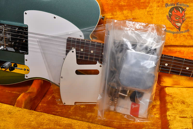 Fender NOS Custom Shop Limited Edition Custom Esquire #17 of 100 Firemist Silver 1992 w/OHSC/COA