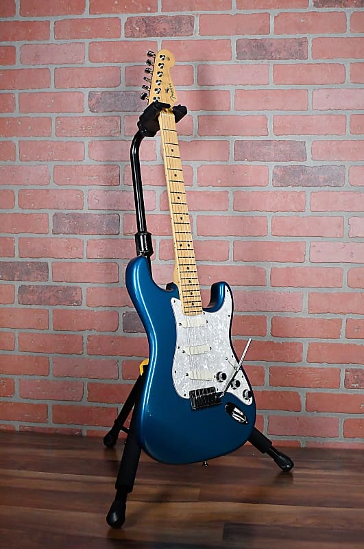 Fender American Standard Stratocaster Maple Fretboard Aqua Marine Metallic 2000 w/Hardshell/ EMGs