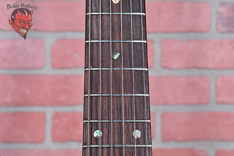 
                      
                        Driskill USA Custom Diablo HSS Violin Sunburst 1998 w/OHSC
                      
                    