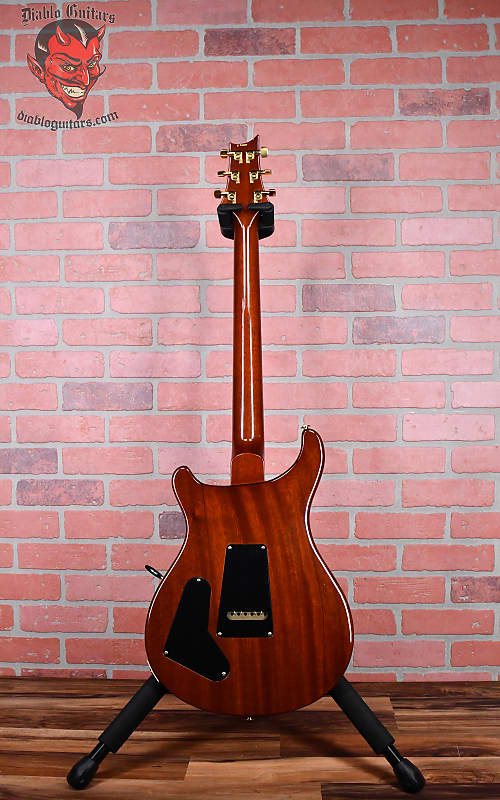 
                      
                        PRS 20th Anniversary Custom 22 Flame Maple Top Violin Amber Sunburst 2005 w/ OHSC
                      
                    