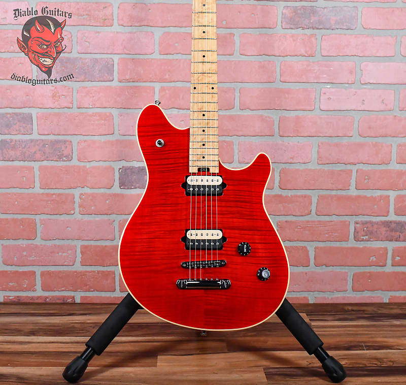 Peavey USA EVH Wolfgang Flame Maple Top Trans Red 1998 w/OHSC