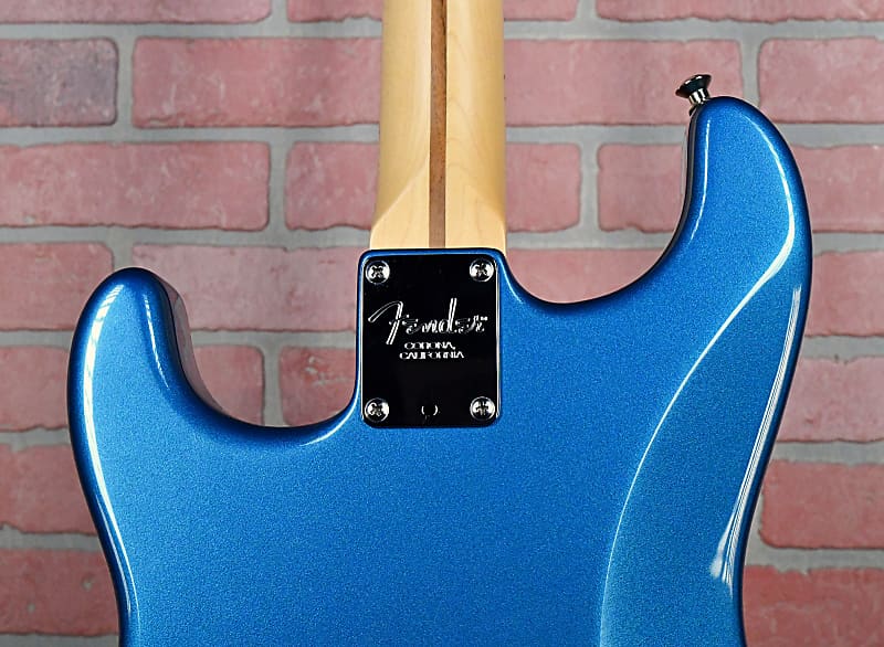 Fender American Standard Stratocaster Maple Fretboard Aqua Marine Metallic 2000 w/Hardshell/ EMGs