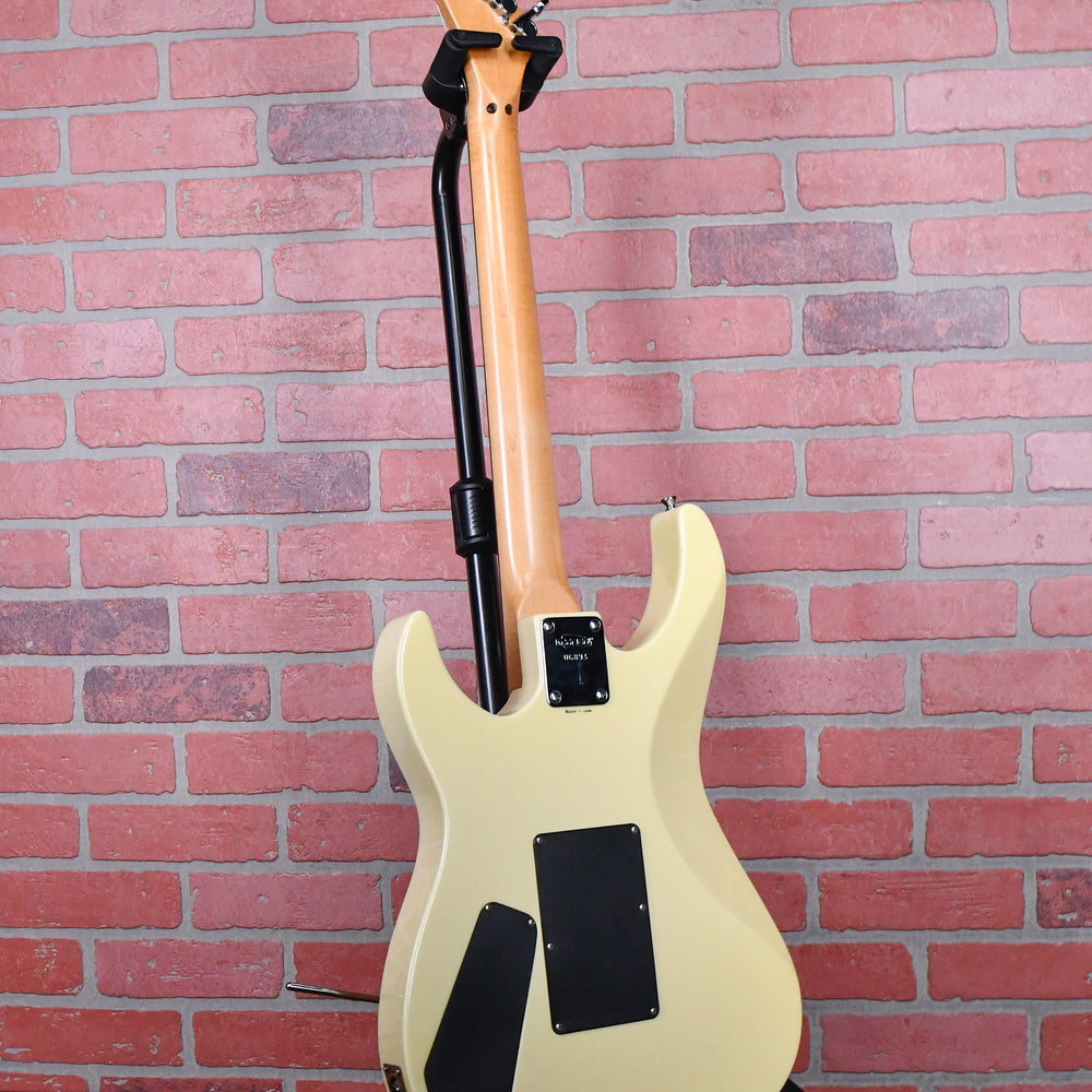 
                      
                        Kramer Focus 6000 1985-1987 White w/OHSC
                      
                    