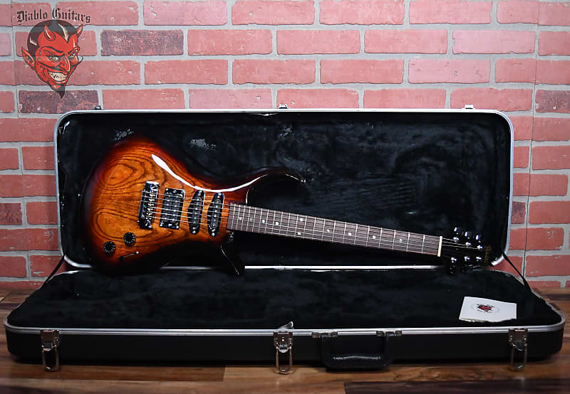 
                      
                        Driskill USA Custom Diablo HSS Violin Sunburst 1998 w/OHSC
                      
                    