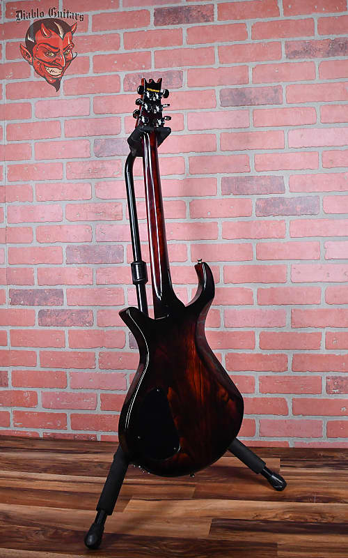 
                      
                        Driskill USA Custom Diablo HSS Violin Sunburst 1998 w/OHSC
                      
                    