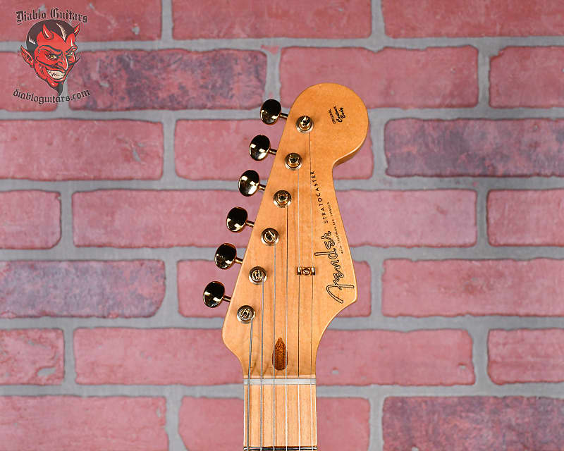 
                      
                        Fender Custom Shop HLE Homer Haynes Limited Edition ‘57 Strat #355 of 500 Metallic Gold #355 of 500 W/OHSC
                      
                    