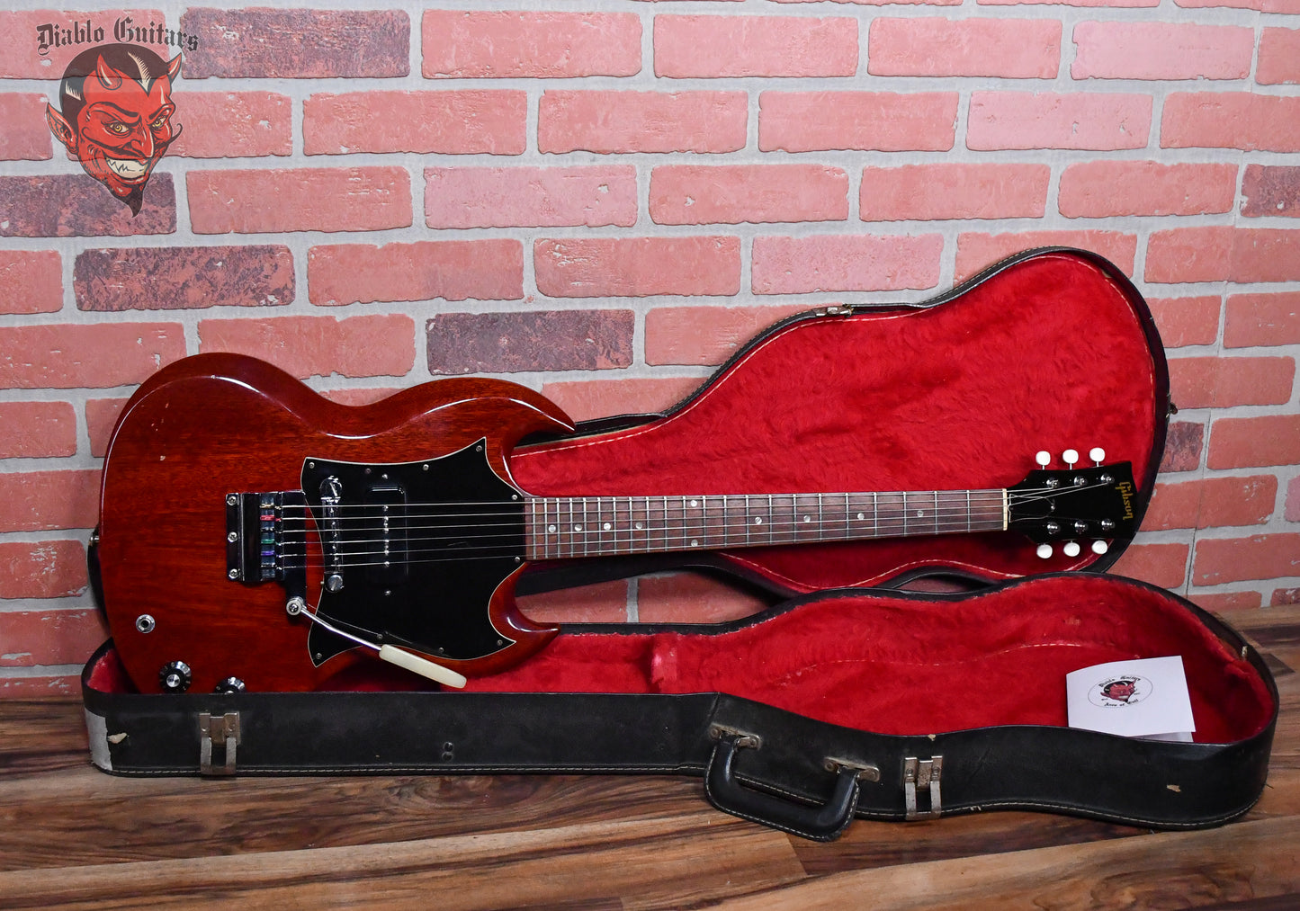 Gibson SG Junior "Large Guard" with Vibrola Cherry 1967 w/original Chipboard Case