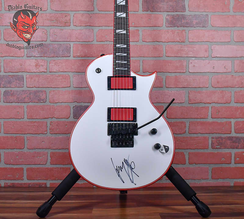 ESP LTD GH-600 Gary Holt Signature Snow White w/OHSC Signed By Gary Holt