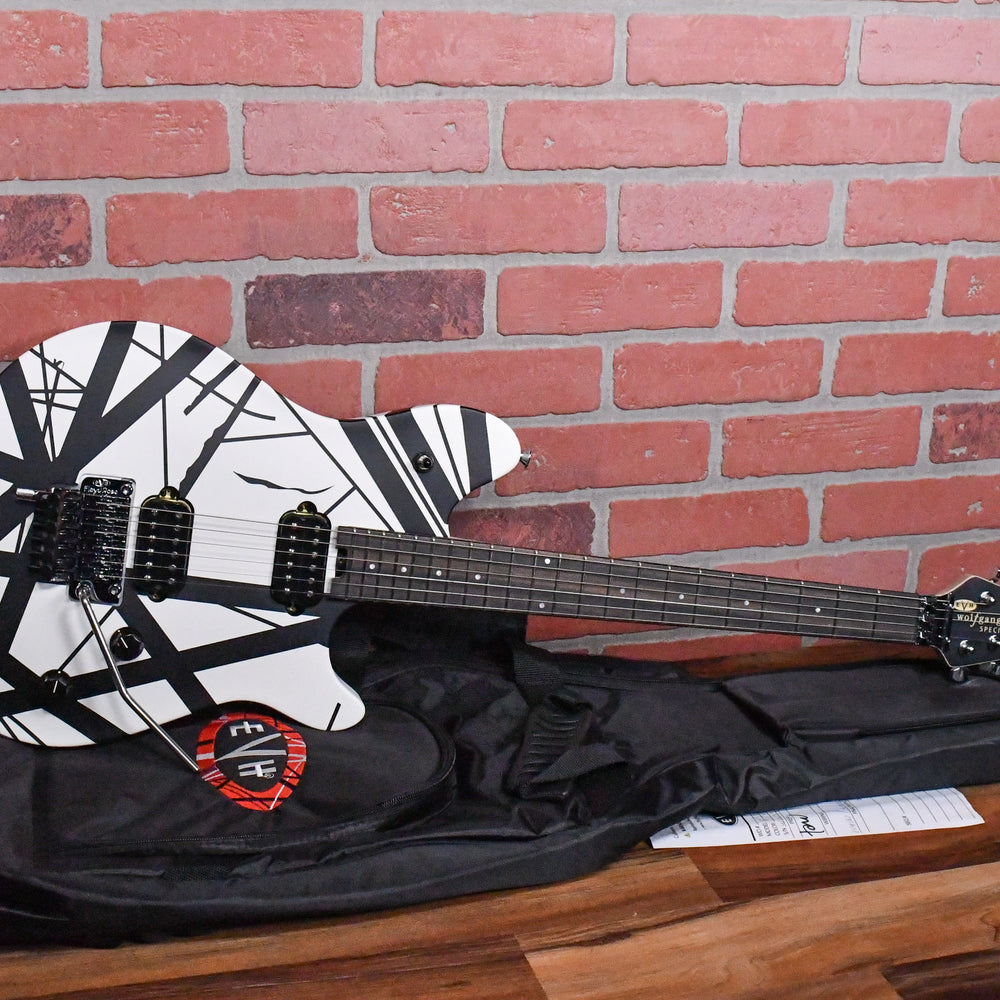 
                      
                        EVH Wolfgang Special Striped with Ebony Fretboard Satin White/Black Stripes 2024 w/EVH Gig Bag
                      
                    