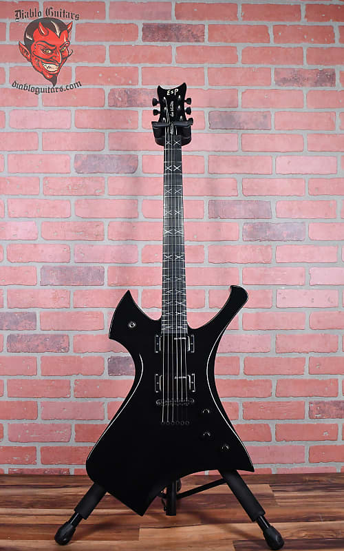 
                      
                        ESP Custom Shop Axxion Dave Mustaine Signature Black Kiso Japan 2005 w/OHSC
                      
                    